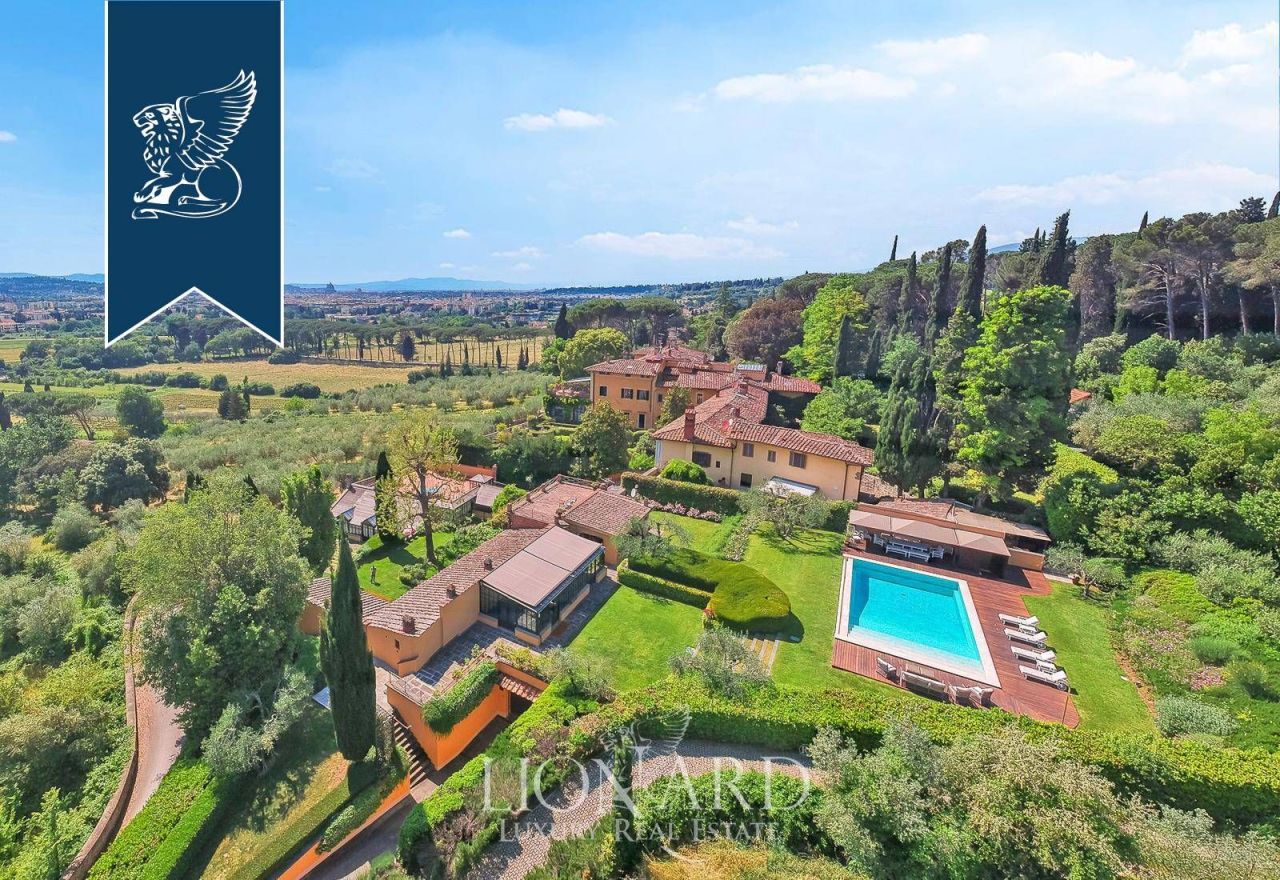 Апартаменты во Флоренции, Италия, 1 100 м² - фото 14