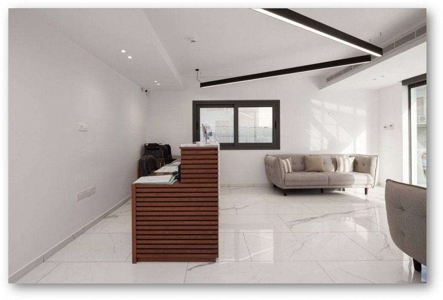 Офис в Лимасоле, Кипр, 479 м² - фото 2