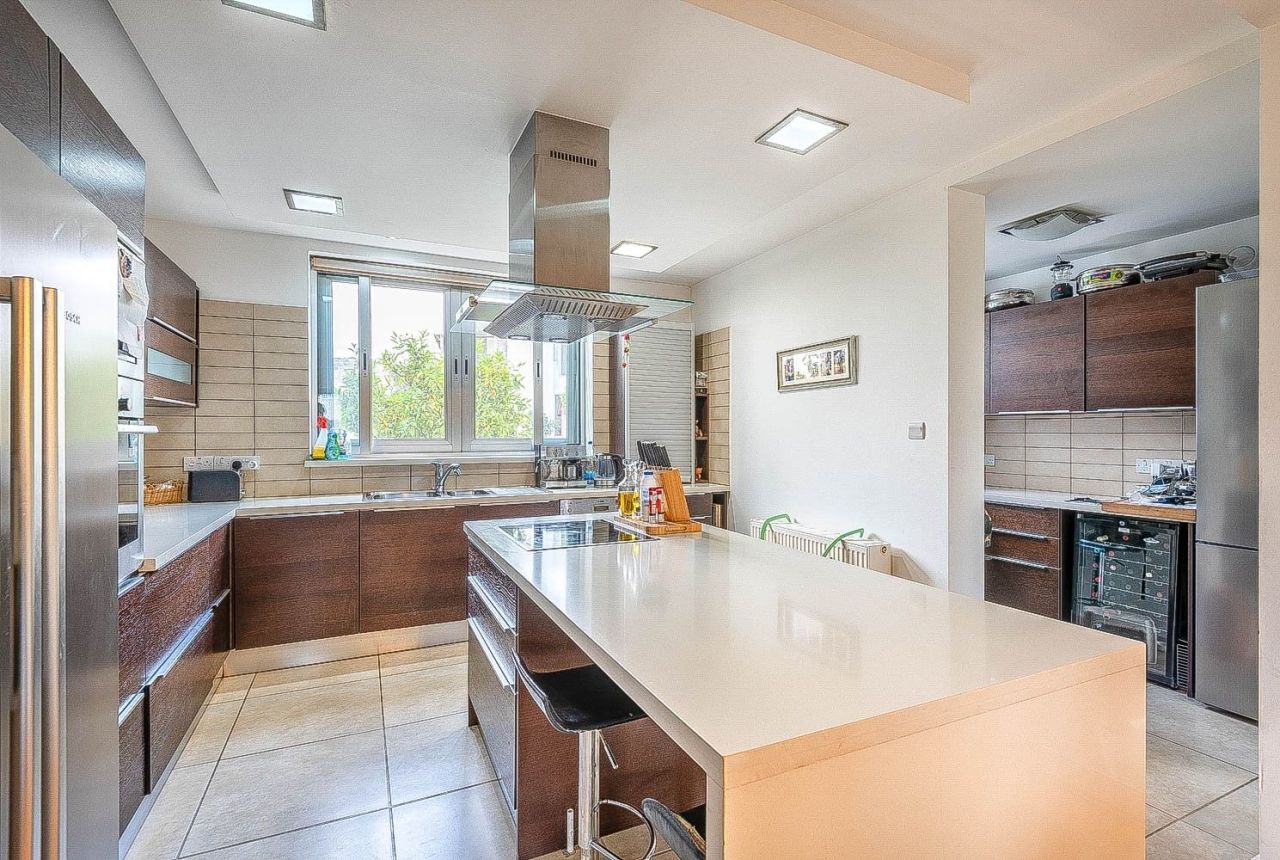 Вилла в Пафосе, Кипр, 340 м² - фото 4