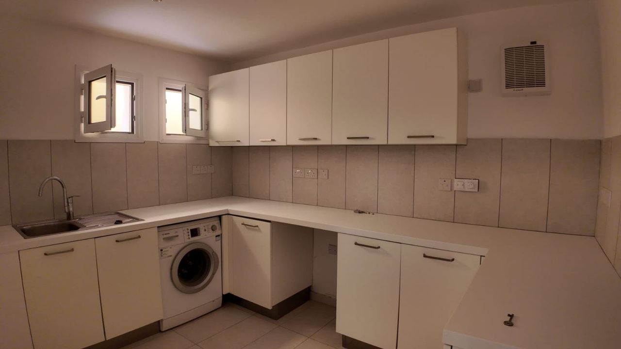 Вилла в Лимасоле, Кипр, 295 м² - фото 17