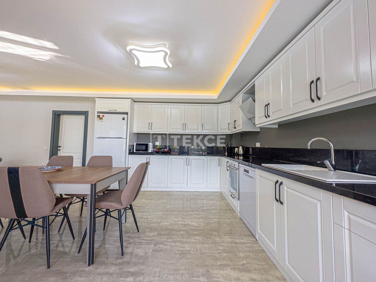 Вилла в Фетхие, Турция, 302 м² - фото 15