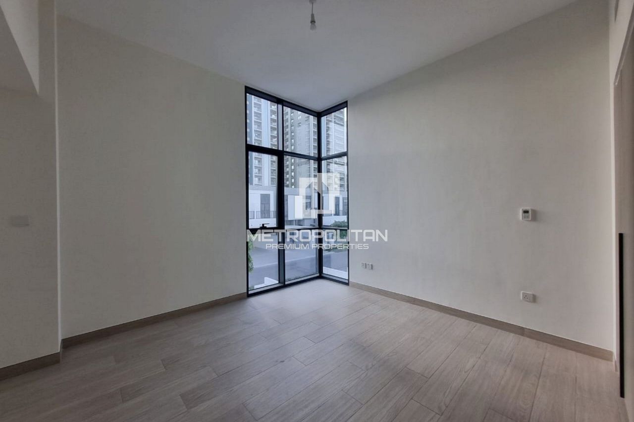 Таунхаус в Дубае, ОАЭ, 230 м² - фото 1