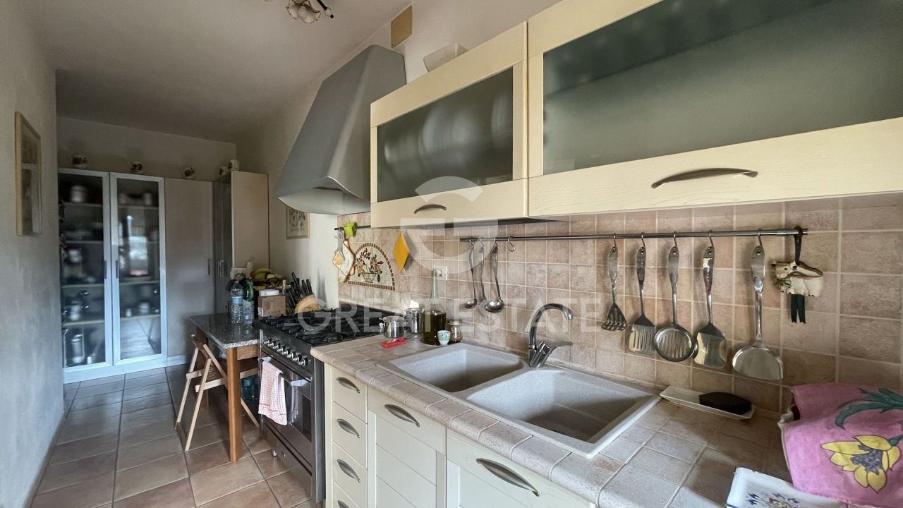 Апартаменты в Кастельнуово, Италия, 244.8 м² - фото 7