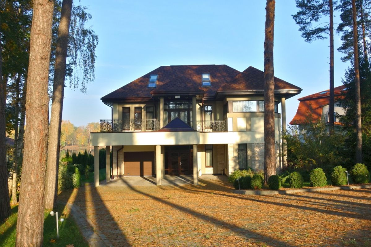 Дом в Рижском крае, Латвия, 670 м² - фото 1