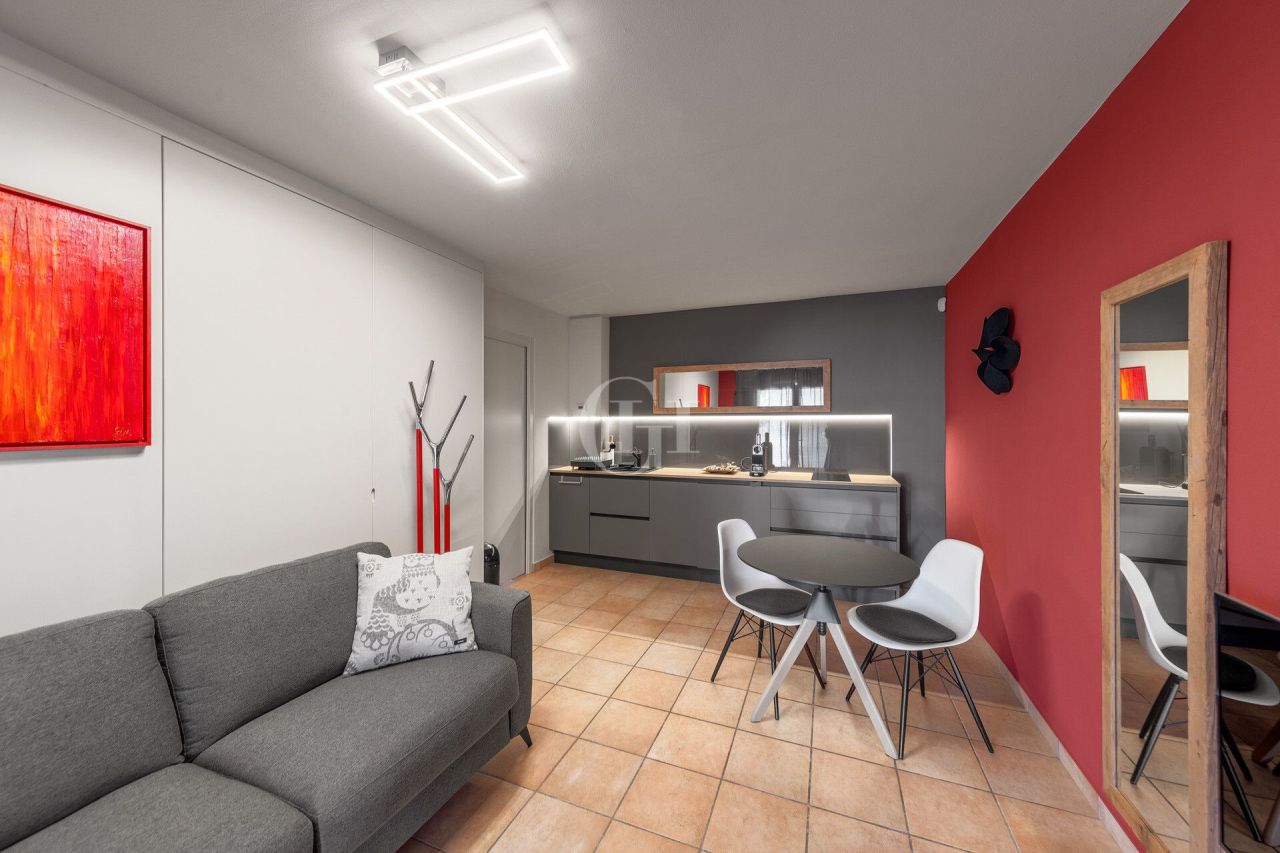 Вилла у озера Гарда, Италия, 280 м² - фото 16