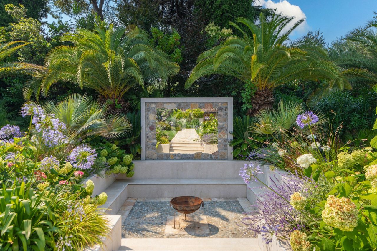 Вилла у озера Гарда, Италия, 294 м² - фото 8