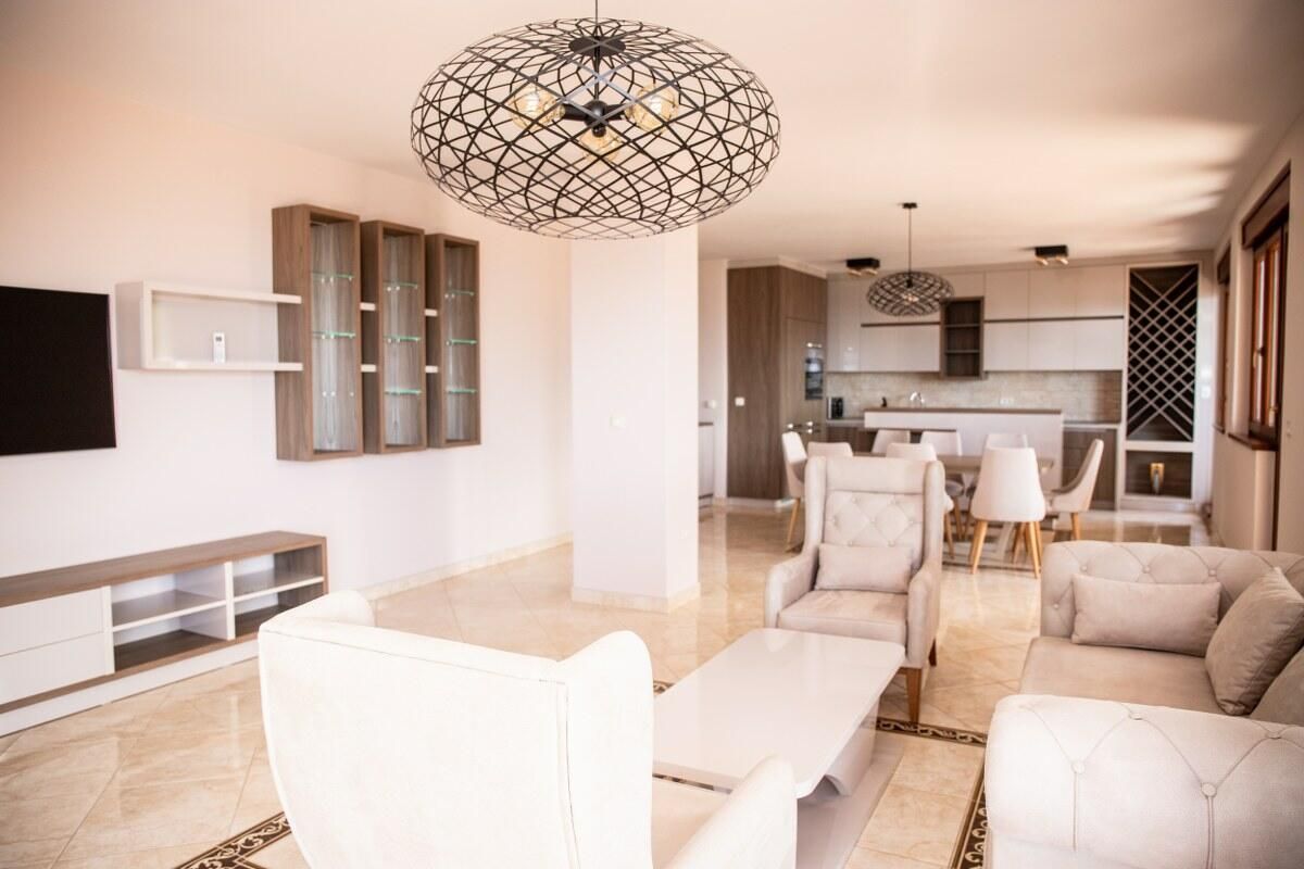 Квартира в Бечичи, Черногория, 194 м² - фото 2