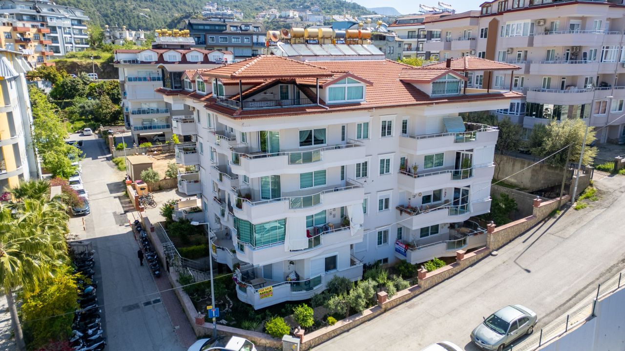 Квартира в Алании, Турция, 135 м² - фото 1