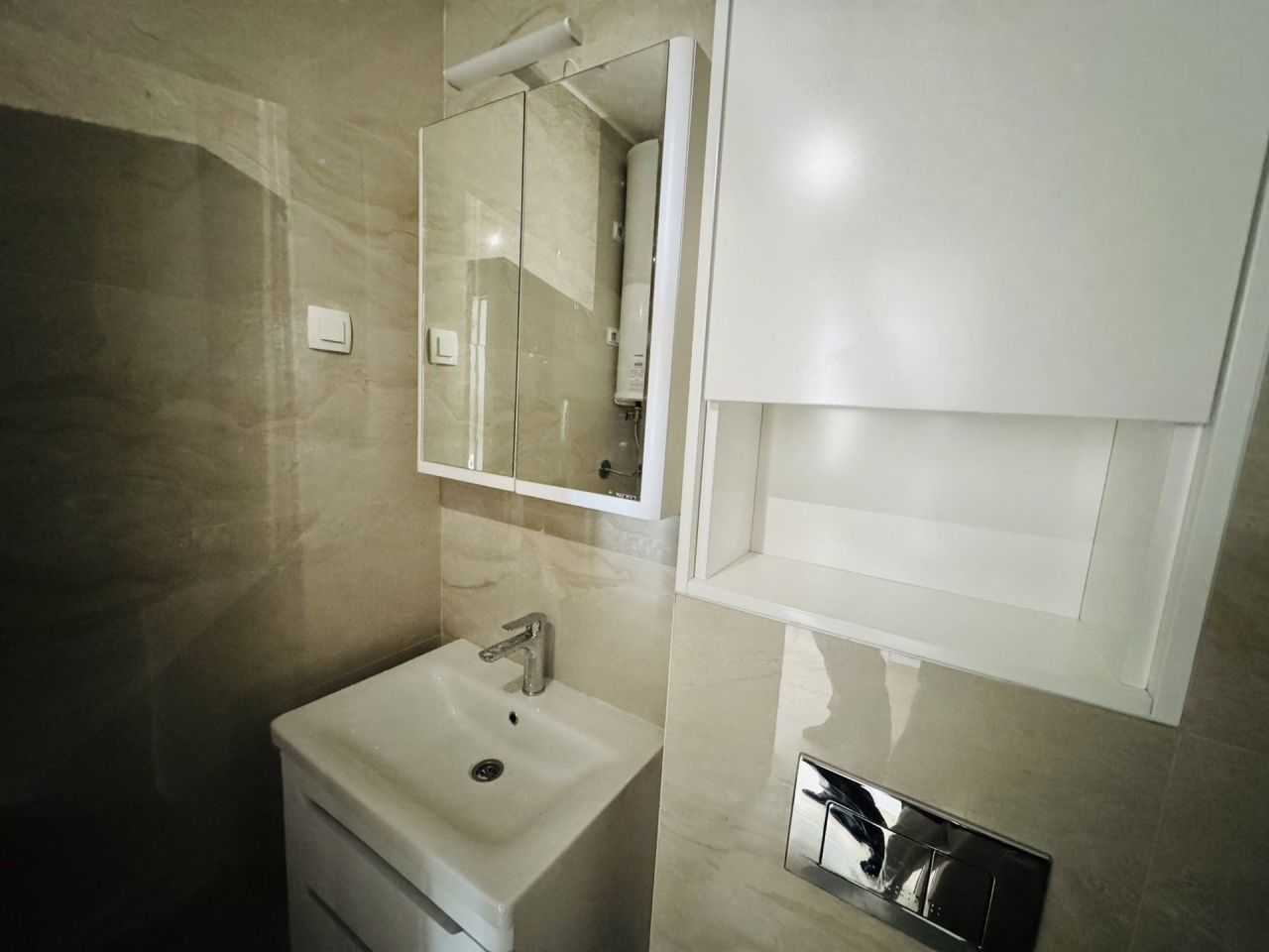 Квартира в Будве, Черногория, 52 м² - фото 11