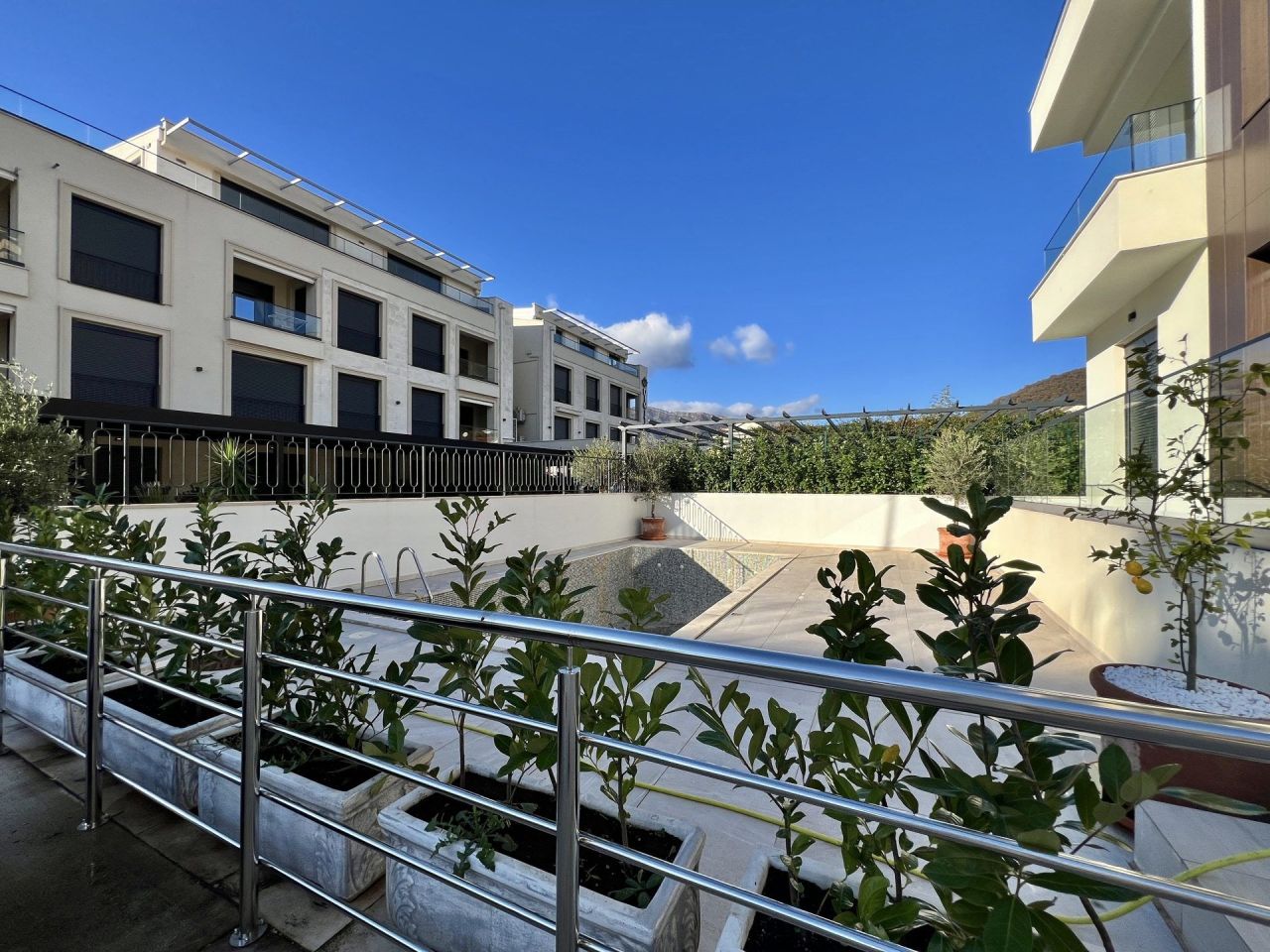 Квартира в Тивате, Черногория, 147 м² - фото 2