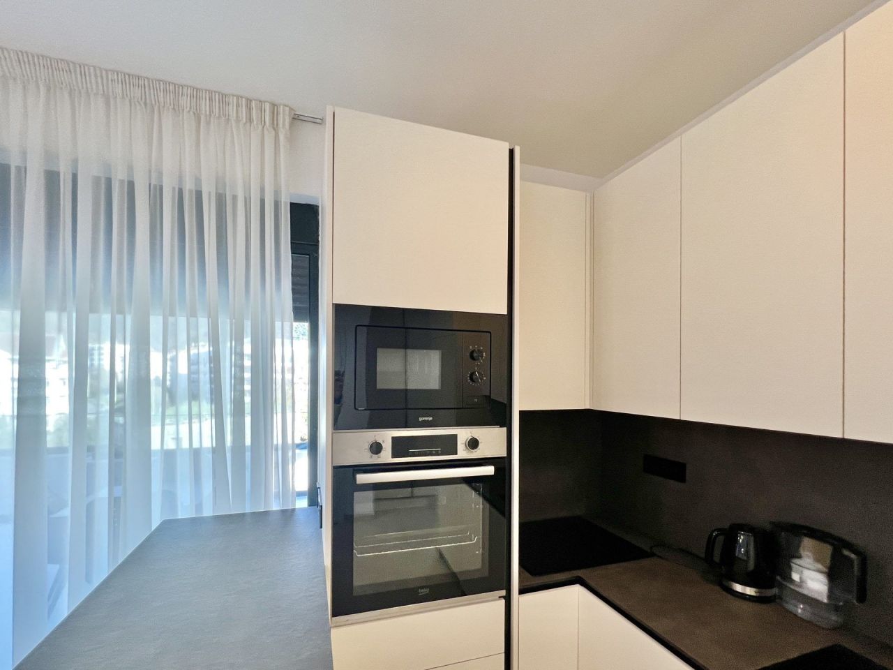 Квартира в Тивате, Черногория, 147 м² - фото 10