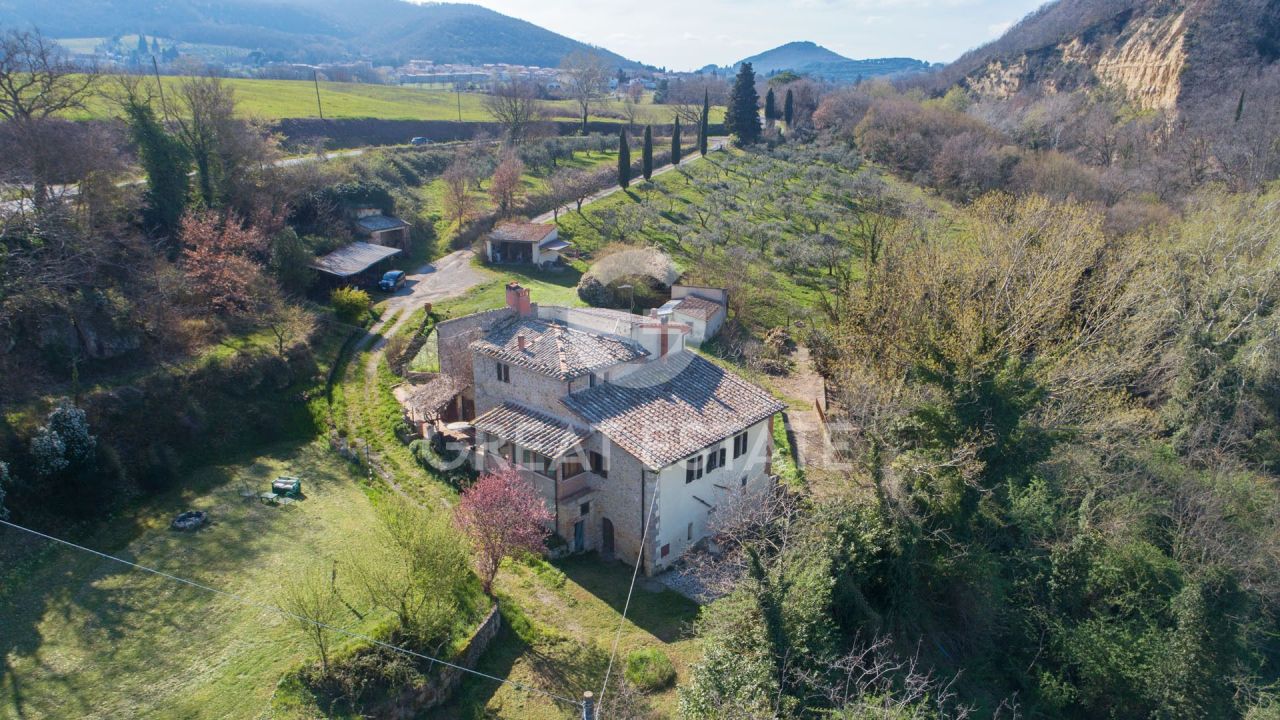 Дом в Монтепульчано, Италия, 382.9 м² - фото 9