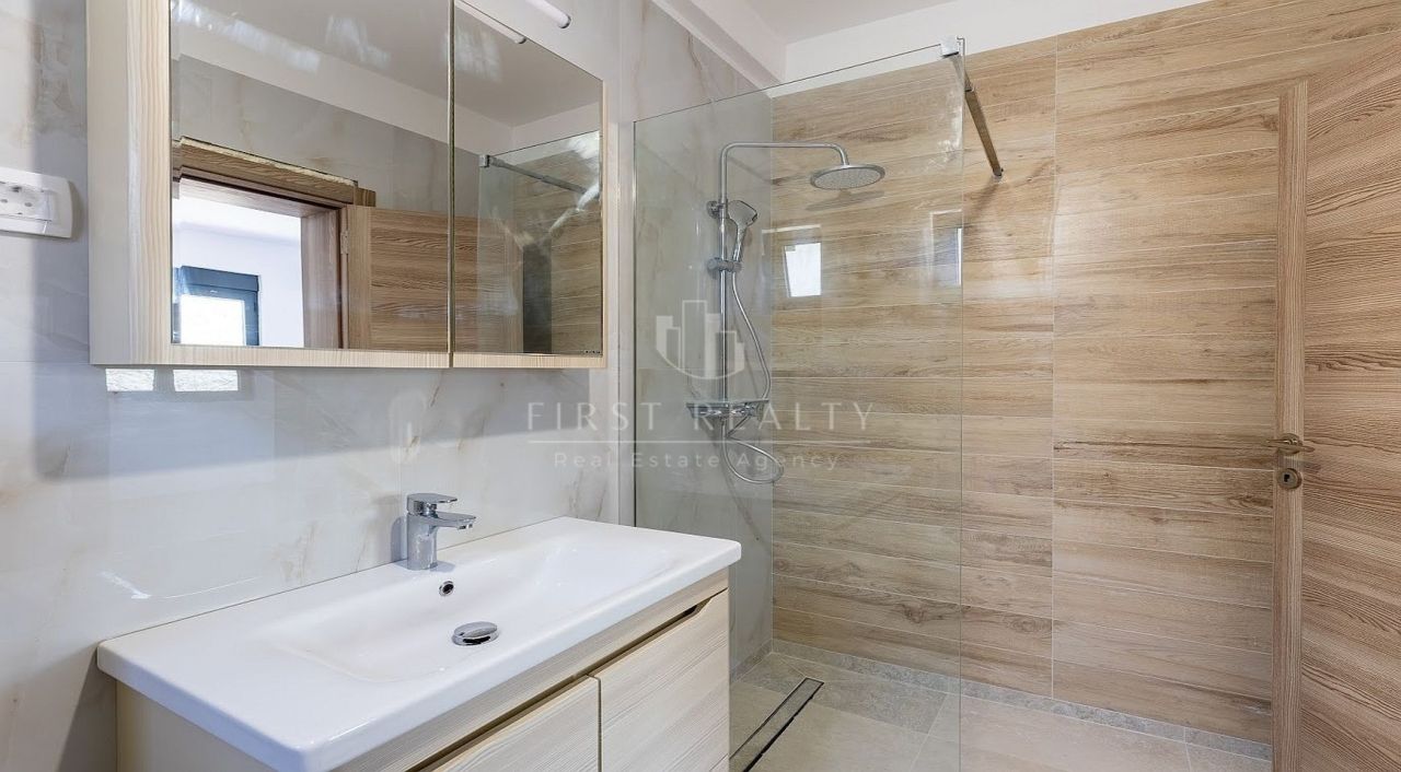 Дом в Шкальяри, Черногория, 160 м² - фото 9