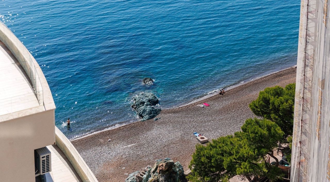 Квартира в Бечичи, Черногория, 77 м² - фото 2