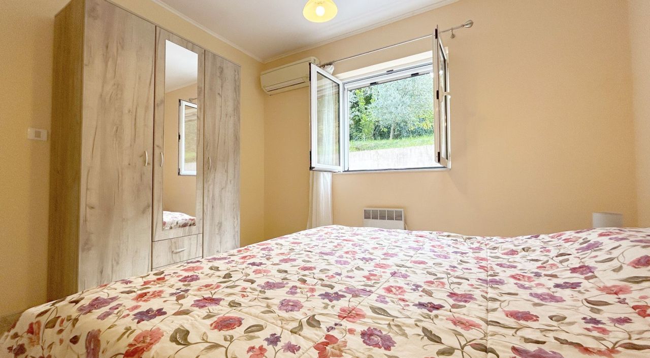 Дом в Прчани, Черногория, 300 м² - фото 13