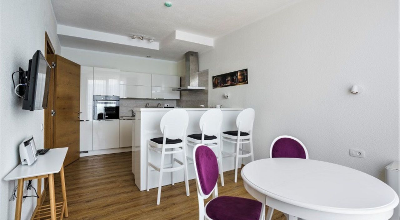 Вилла в Крашичах, Черногория, 450 м² - фото 8