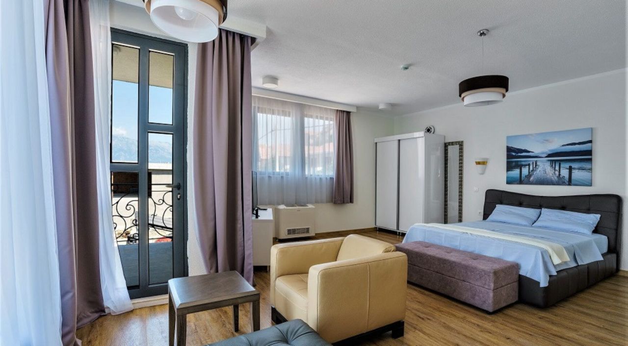 Вилла в Крашичах, Черногория, 450 м² - фото 9