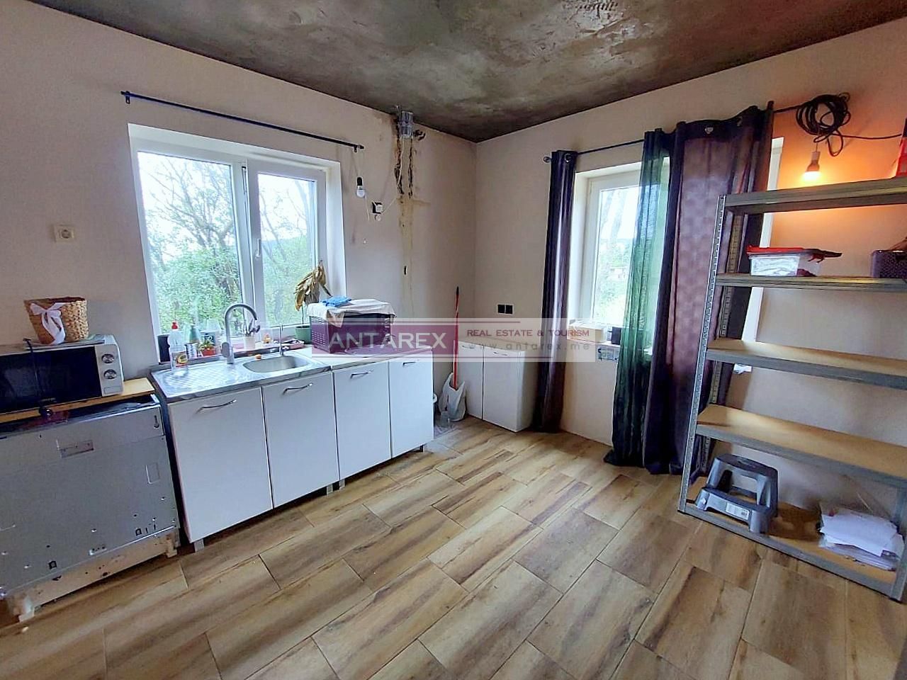 Вилла в Херцег-Нови, Черногория, 80 м² - фото 2