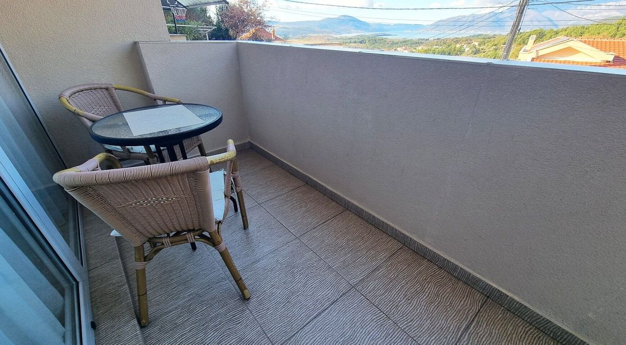 Квартира в Каваче, Черногория, 50 м² - фото 12