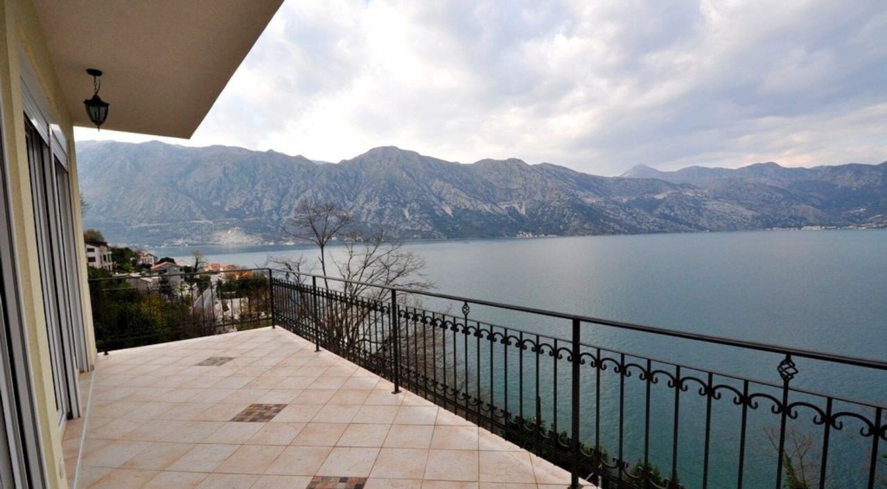 Вилла в Костанице, Черногория, 424 м² - фото 12