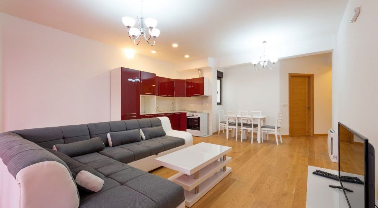 Квартира в Тивате, Черногория, 78 м² - фото 3