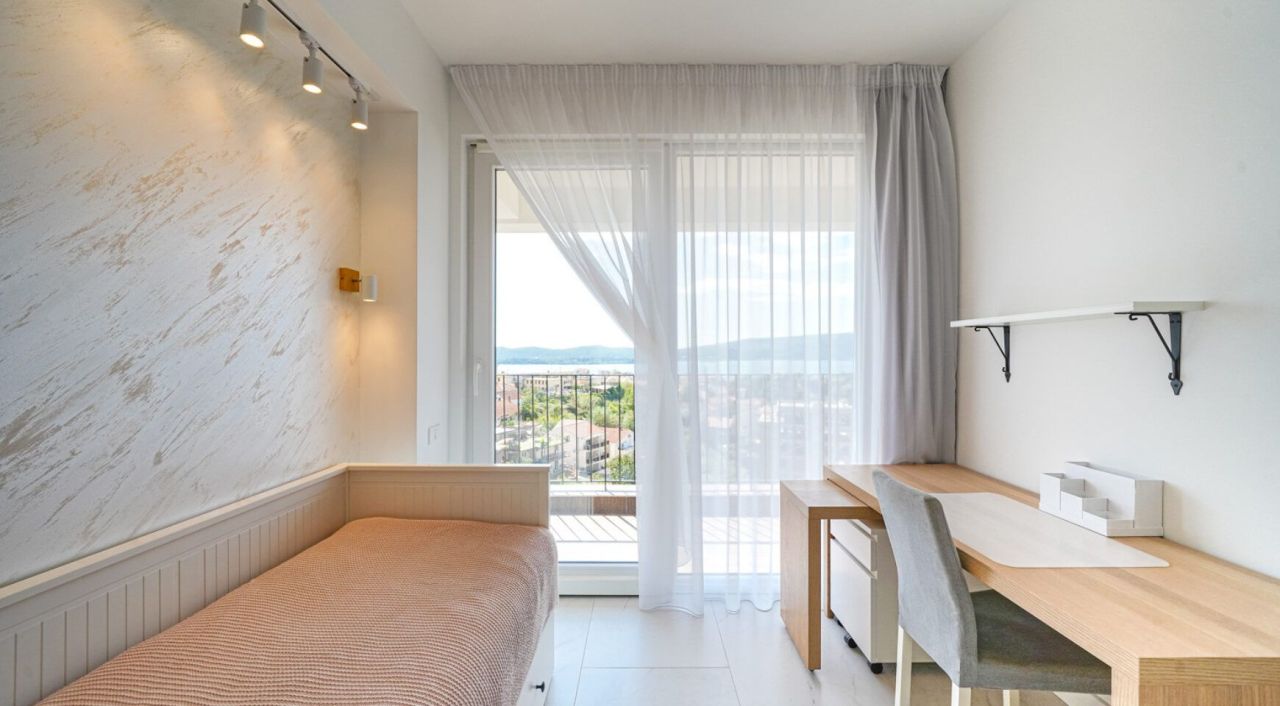 Квартира в Тивате, Черногория, 66 м² - фото 5