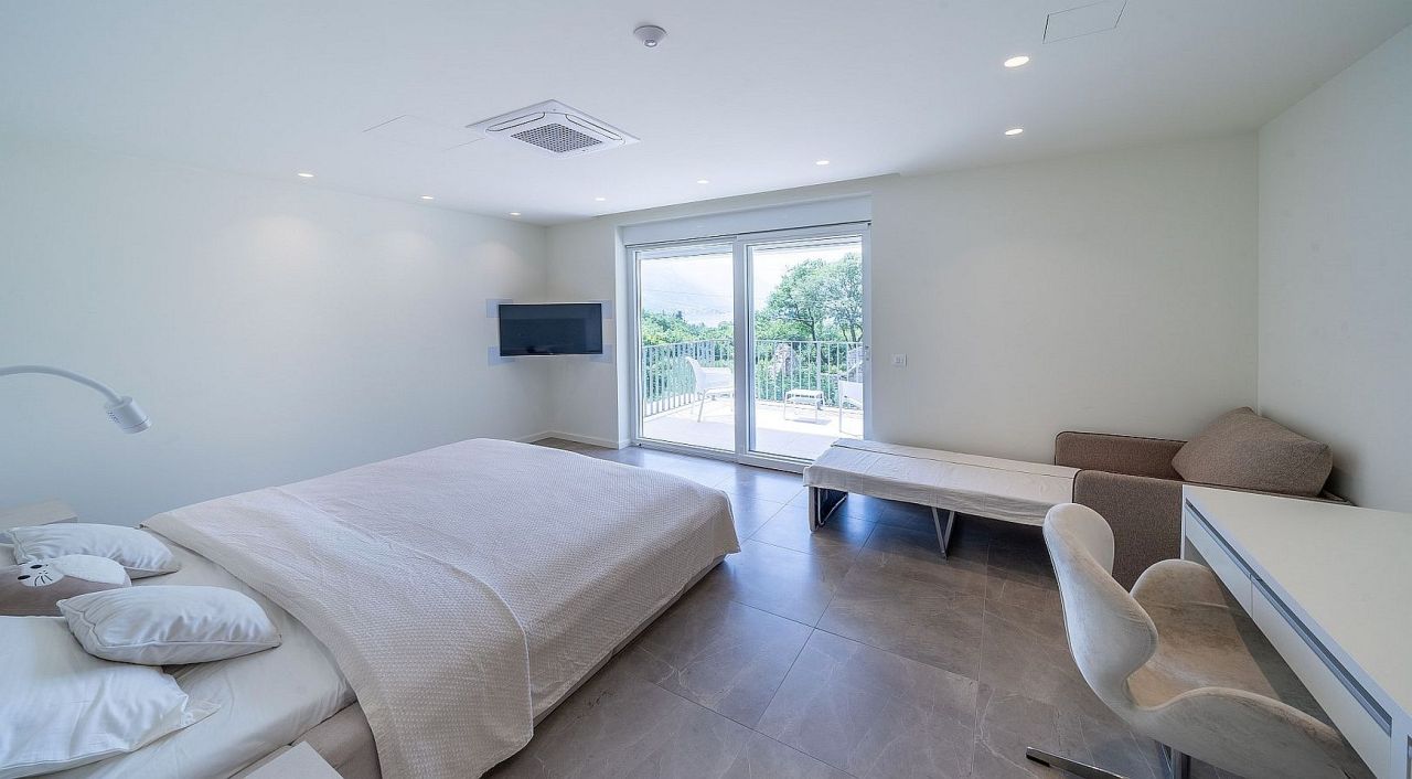 Вилла в Ораховаце, Черногория, 250 м² - фото 8