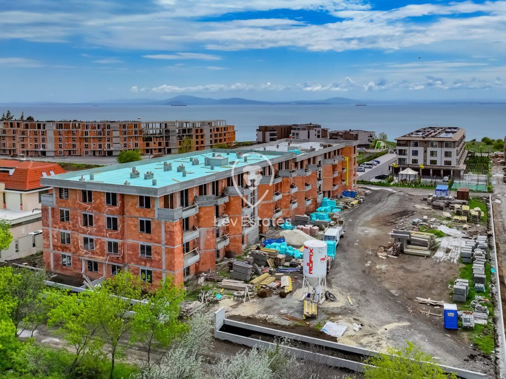 Квартира в Бургасе, Болгария, 68 м² - фото 1
