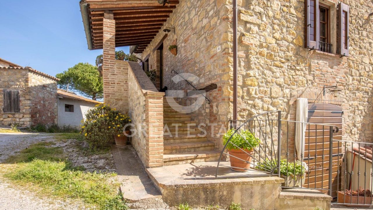 Дом в Кастильоне-дель-Лаго, Италия, 222.05 м² - фото 2