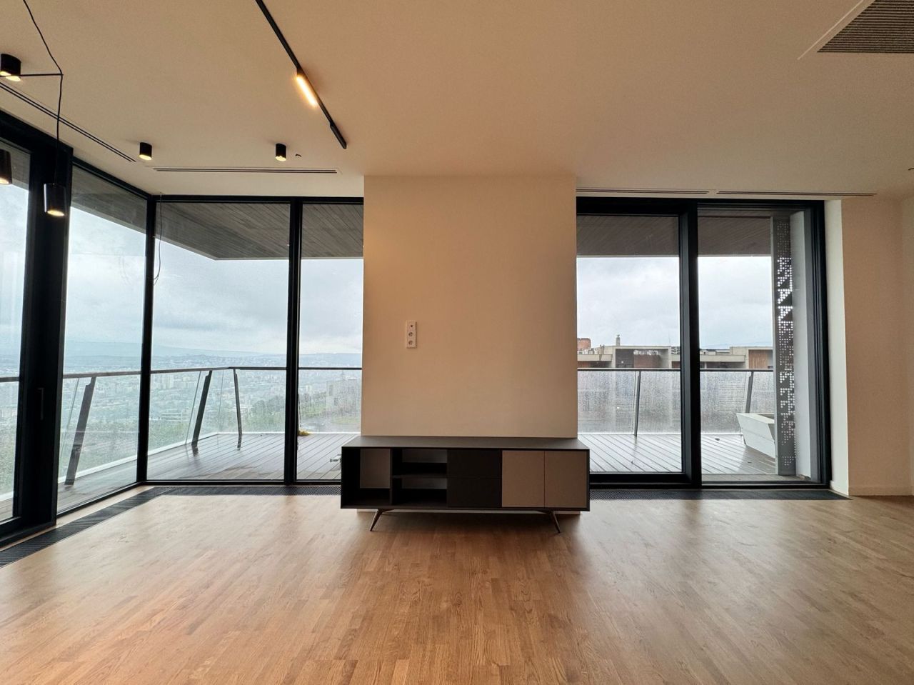 Квартира в Тбилиси, Грузия, 290 м² - фото 3