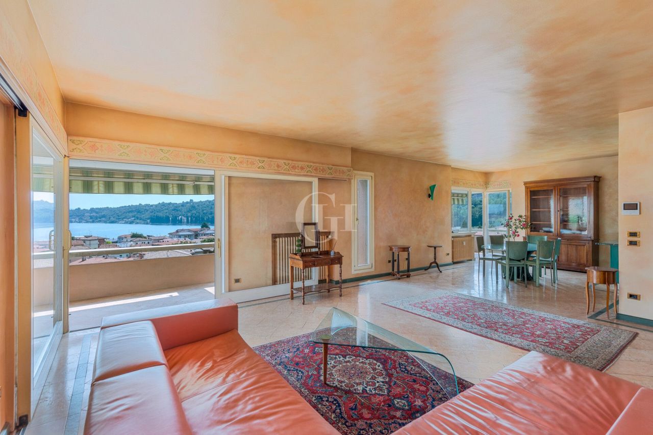 Пентхаус у озера Гарда, Италия, 171 м² - фото 3