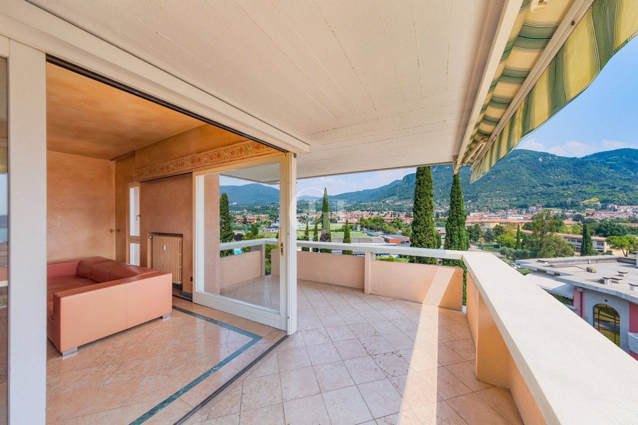 Пентхаус у озера Гарда, Италия, 171 м² - фото 5