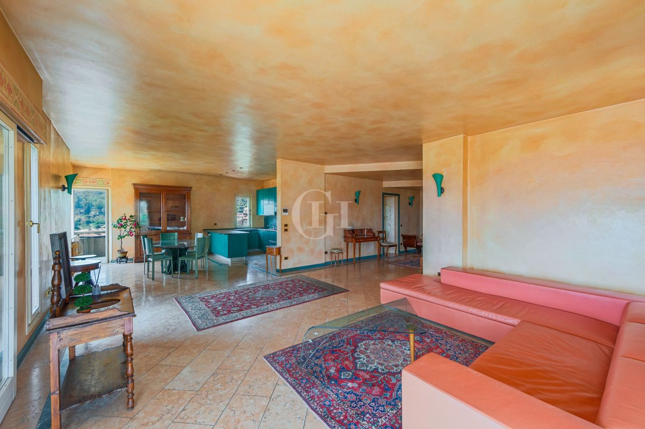 Пентхаус у озера Гарда, Италия, 171 м² - фото 9