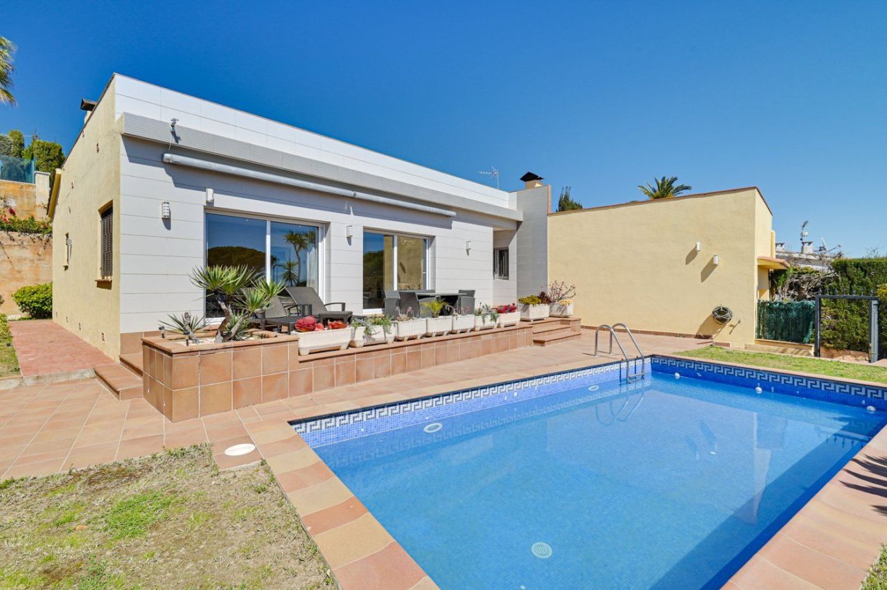 Дом на Коста-Брава, Испания, 224 м² - фото 4