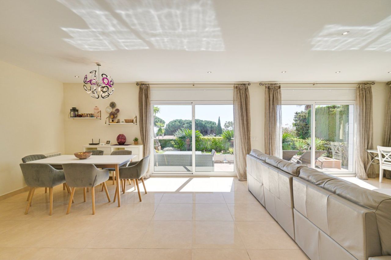 Дом на Коста-Брава, Испания, 224 м² - фото 9