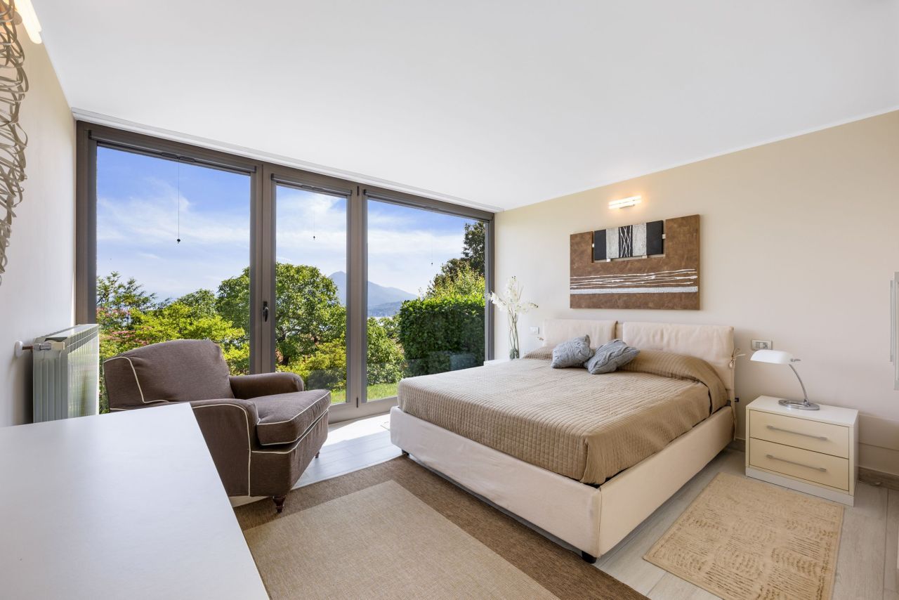 Вилла в Стрезе, Италия, 550 м² - фото 16