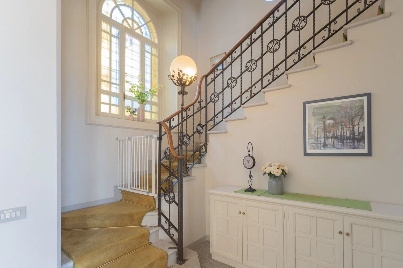 Вилла в Стрезе, Италия, 500 м² - фото 5