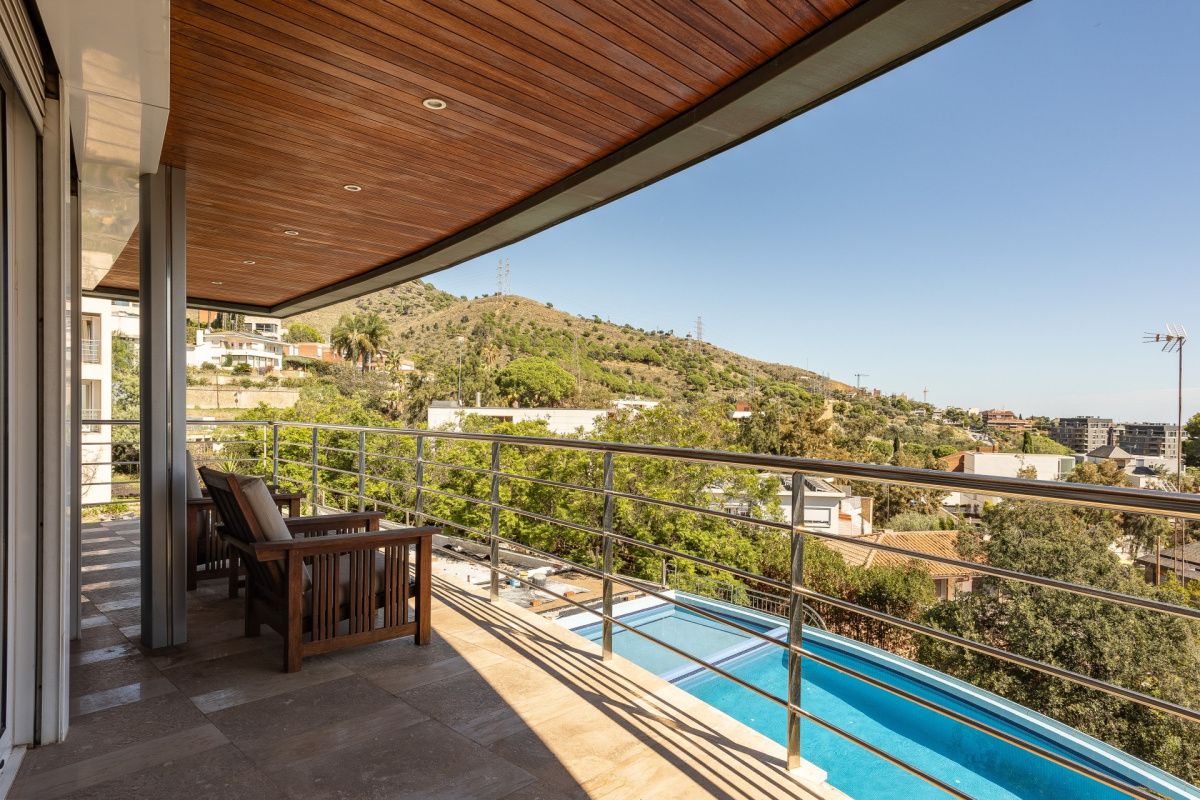 Дом в Барселоне, Испания, 800 м² - фото 4