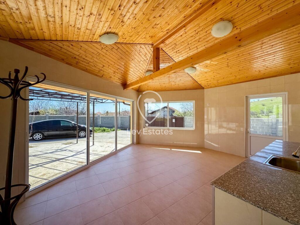 Дом в Бургасе, Болгария, 320 м² - фото 3