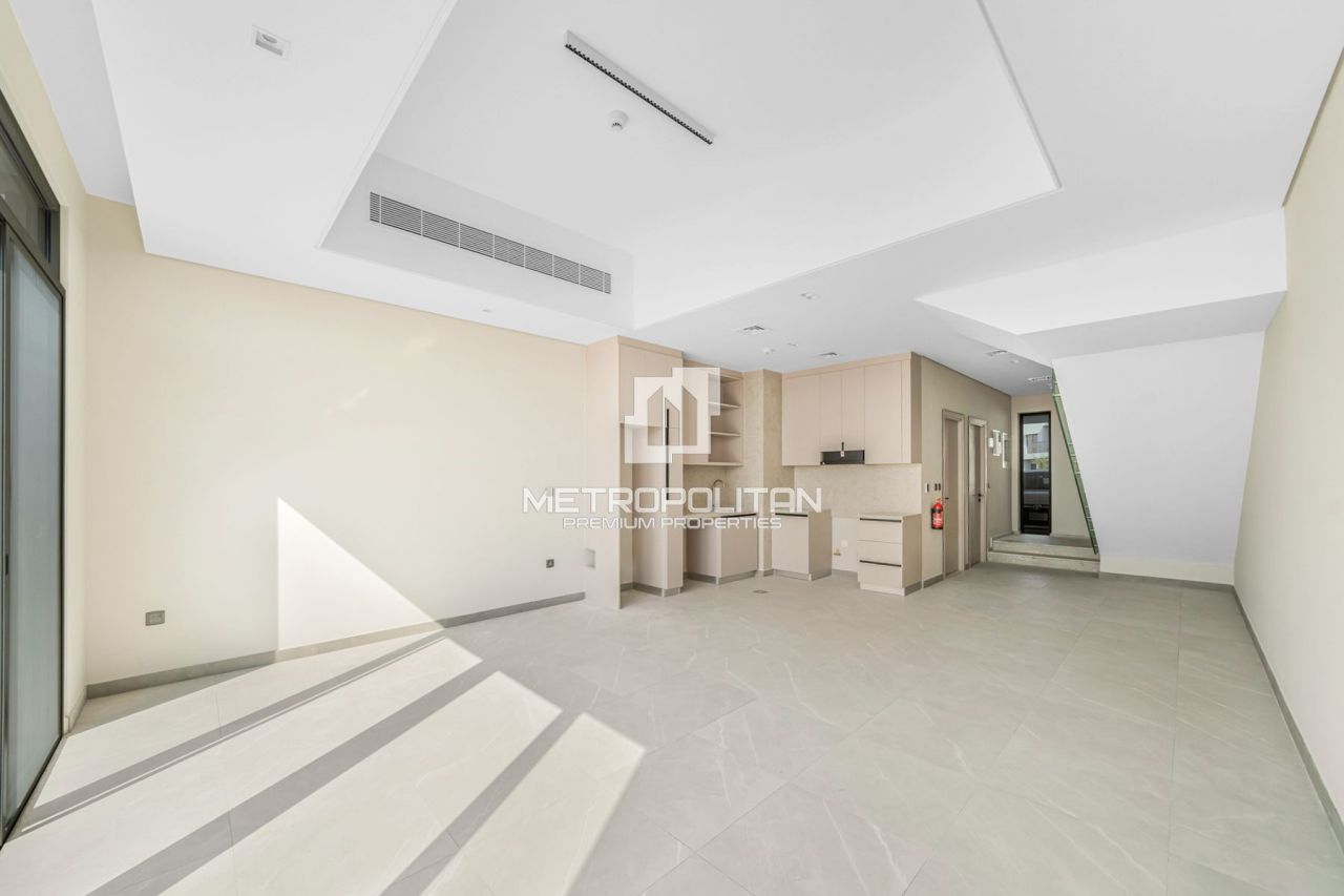 Таунхаус в Дубае, ОАЭ, 110 м² - фото 1