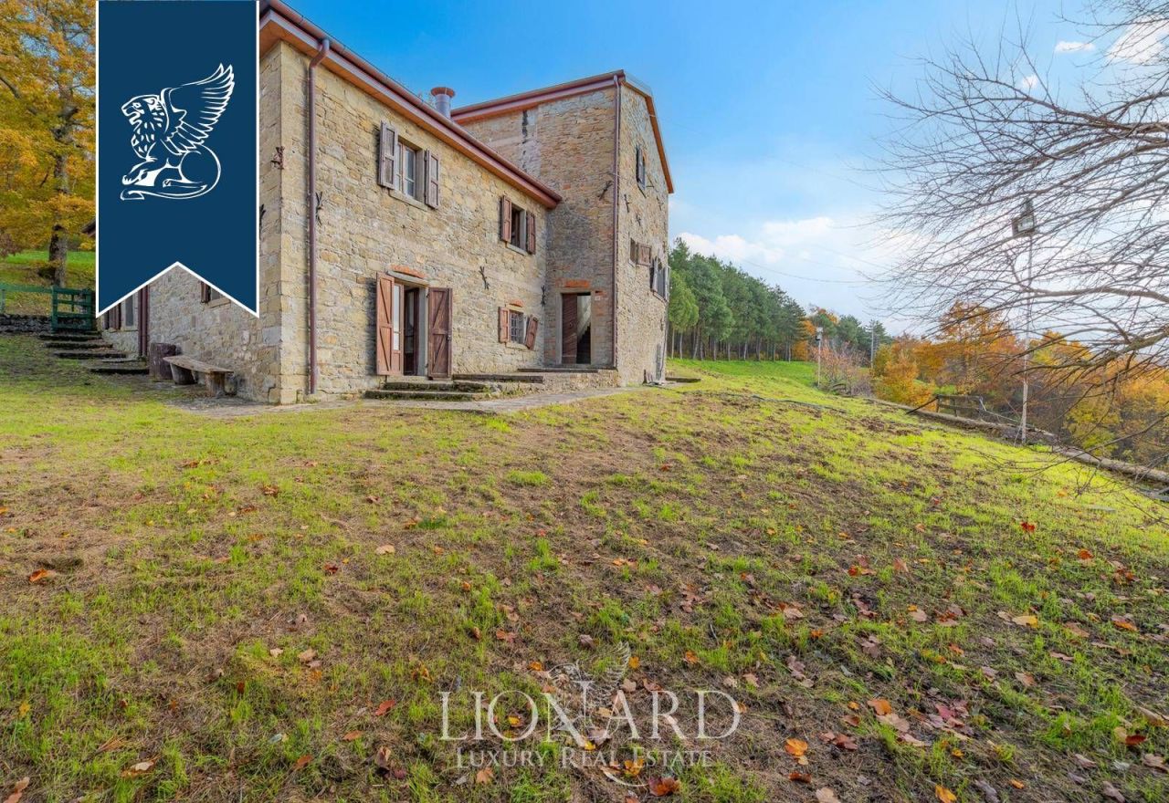 Ферма в Биббьене, Италия, 5 850 м² - фото 3