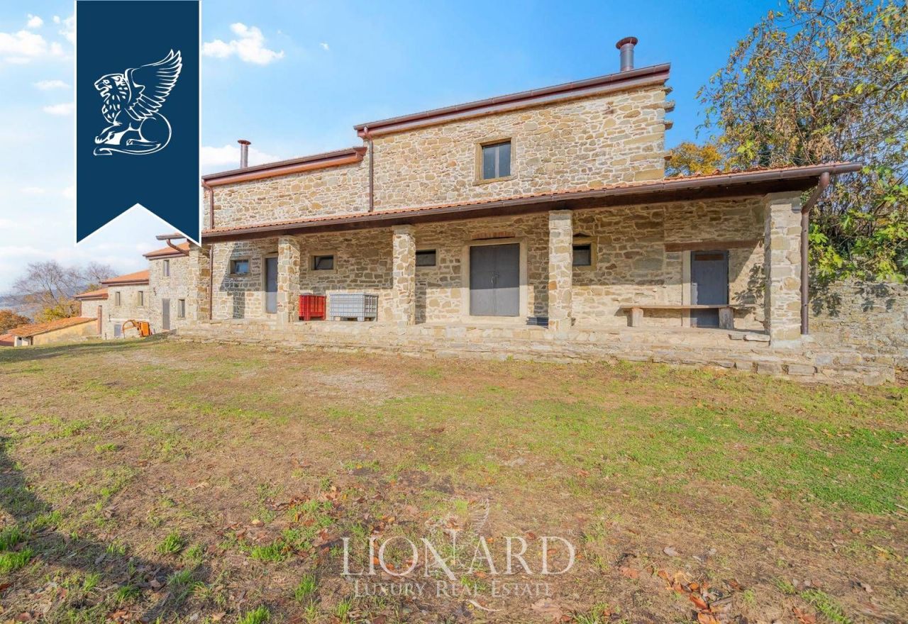 Ферма в Биббьене, Италия, 5 850 м² - фото 4