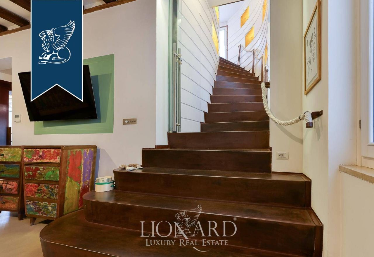 Апартаменты в Риме, Италия, 200 м² - фото 10