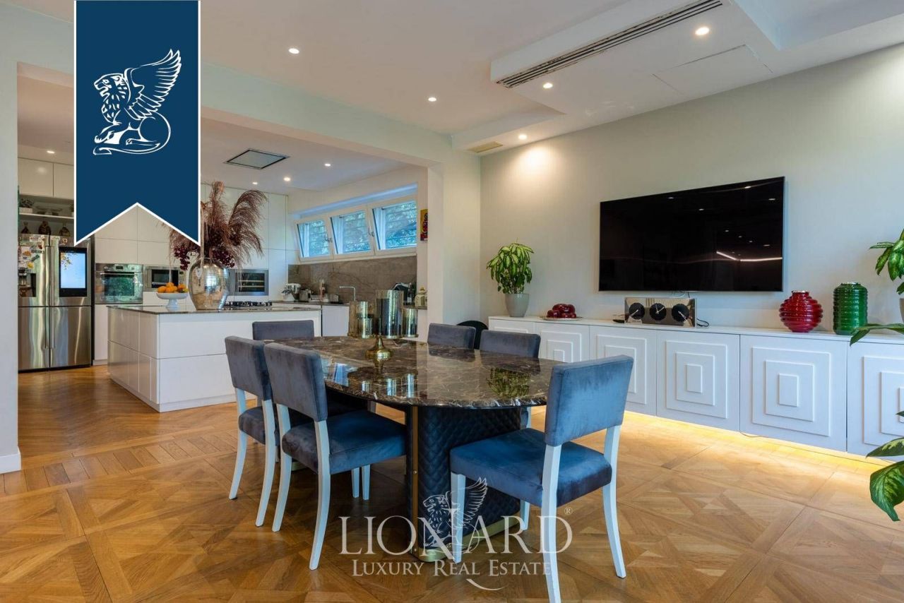 Вилла в Риме, Италия, 1 000 м² - фото 14