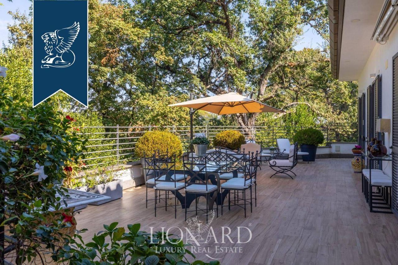 Вилла в Риме, Италия, 1 000 м² - фото 18