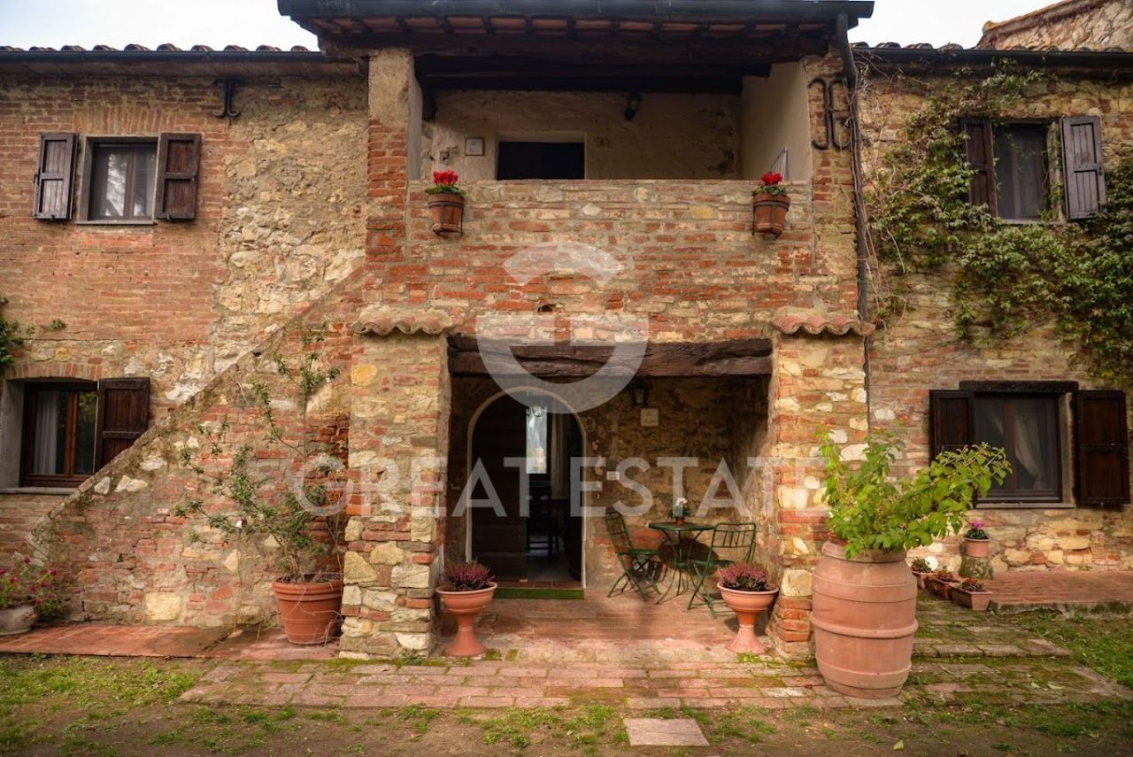 Дом в Кастильоне-дель-Лаго, Италия, 413 м² - фото 7