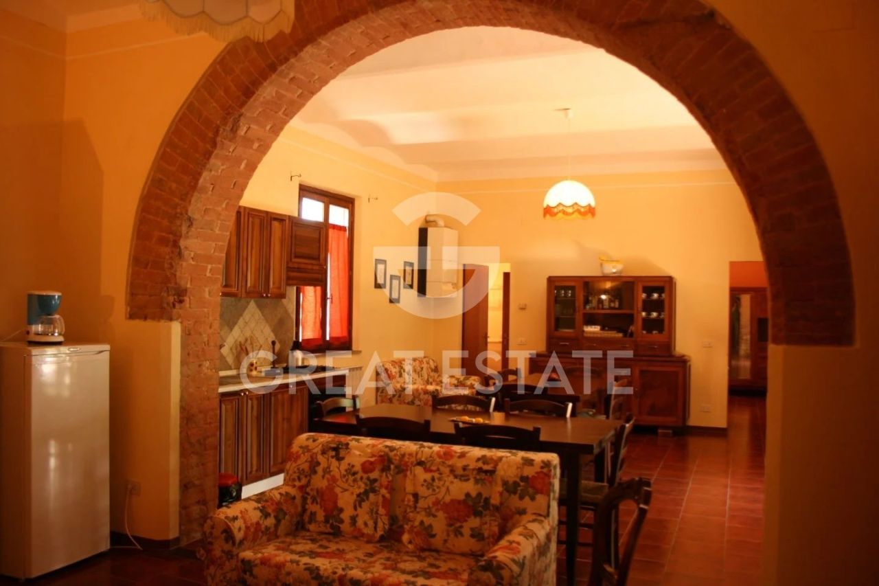 Дом в Кастильоне-дель-Лаго, Италия, 413 м² - фото 12