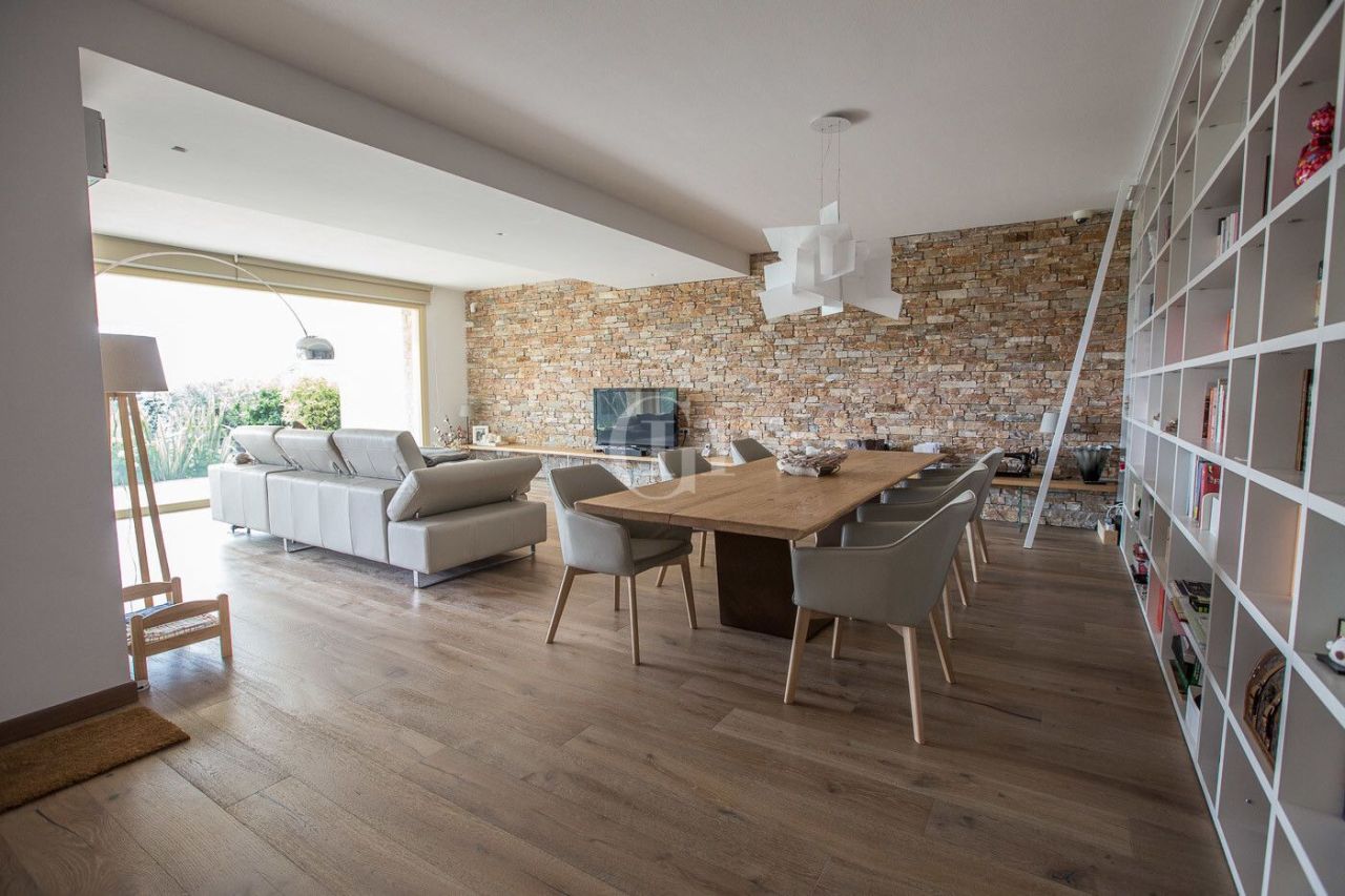 Апартаменты у озера Гарда, Италия, 225 м² - фото 3