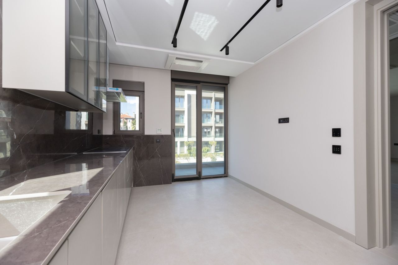 Квартира в Анталии, Турция, 137 м² - фото 12