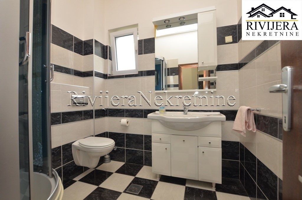 Дом в Херцег-Нови, Черногория, 460 м² - фото 13